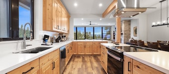 Modern Tahoe Escape