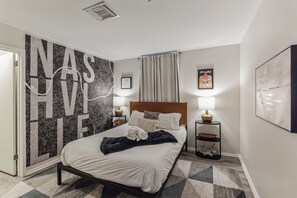 2 bedrooms, individually decorated, individually furnished, free WiFi - Rudy's on the River (Nashville)