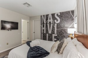 コンドミニアム ベッド (複数台) バルコニー リバービュー | 2 室のベッドルーム、客室ごとに異なる装飾、客室ごとに異なるインテリア、WiFi (無料)