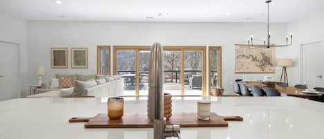 House, Multiple Beds, Kitchen (Big Bear Bungalow) | Interior