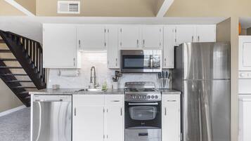 Condo, Multiple Beds, Kitchen, Garden View (Inside City Limits of Branson) | Private kitchen | Coffee/tea maker