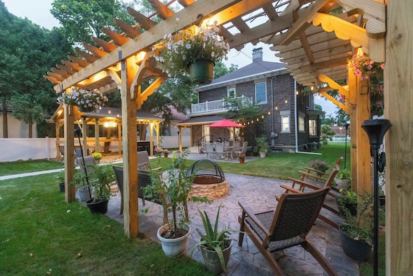 House, Multiple Beds, Patio, Garden View (It’s Showtime) | View from room