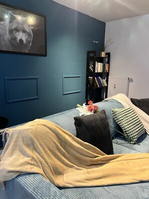 1 bedroom, desk, iron/ironing board, travel cot