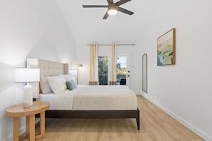 3 Schlafzimmer, Bügeleisen/Bügelbrett, WLAN, Bettwäsche