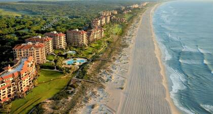 Spectacular Ocean Front Condo on the Omni Plantation