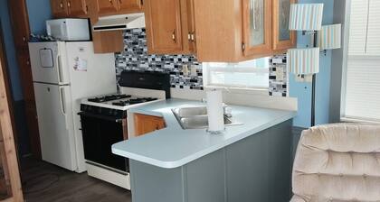 Park unit #4 for rent by Silver Lake NY