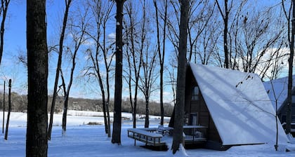 Scenic, Full-Hookup Back-In Campsite Just Outside Nashville!
