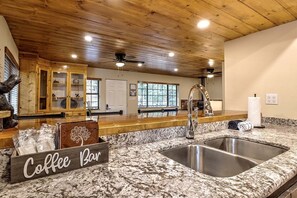 Interior - Camp Tranquility Vacation Home (Idyllwild-Pine Cove)