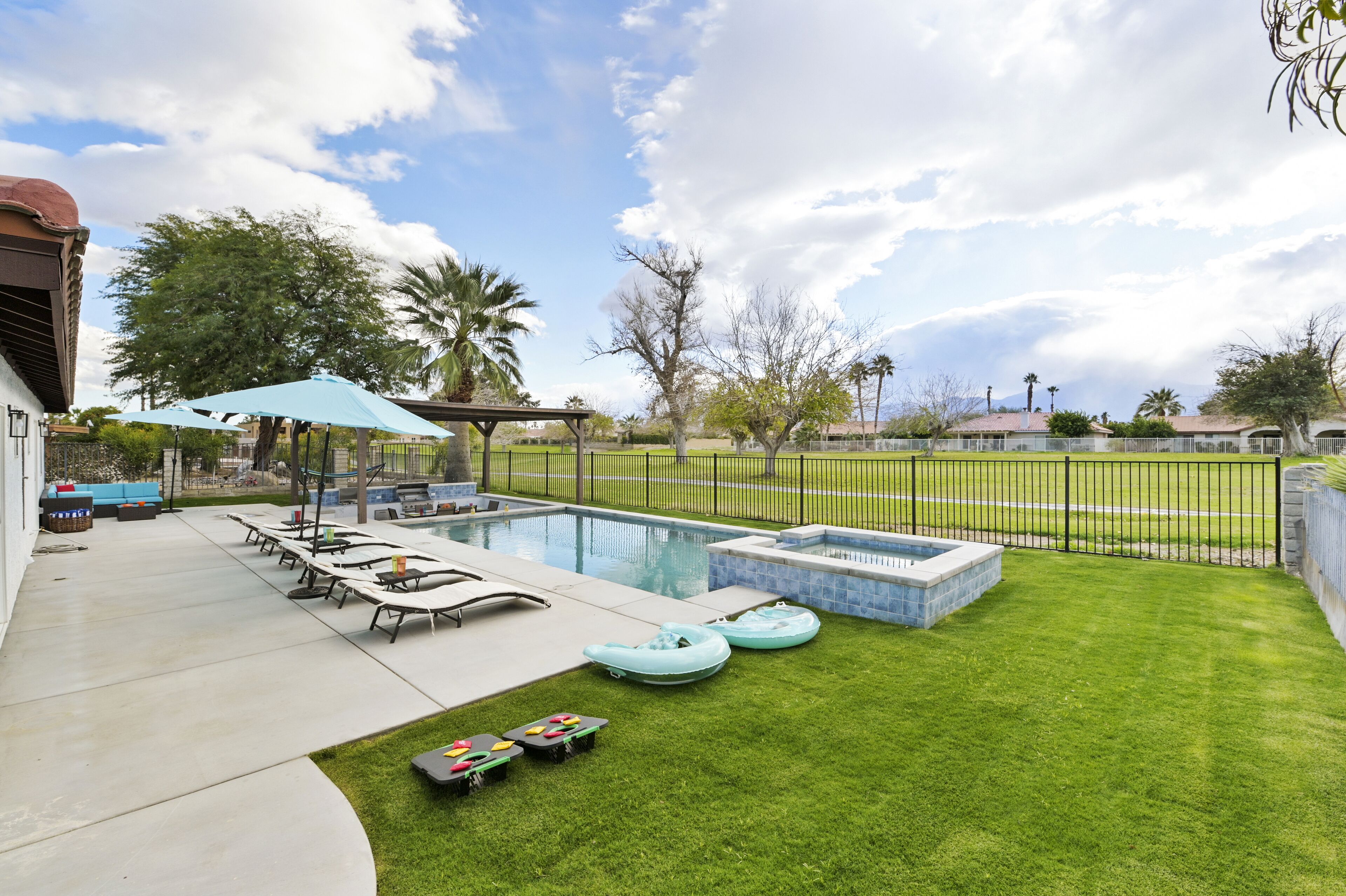 Outdoor pool, a heated pool