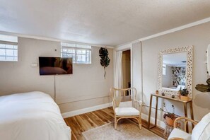 1 bedroom, iron/ironing board, WiFi, bed sheets