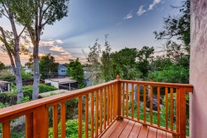 Unclassified image, 5 of 30, button - Artsy Victorian I Near RINO I Downtown (Denver)