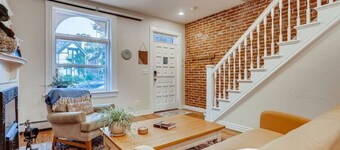 Central Denver Townhome I Historic Neighborhood
