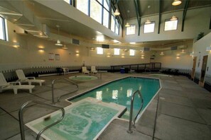 Pool - Fireplace I Pool I Biking I Skiing & Snowboarding (Silverthorne)