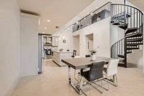 Dining - Luxury Loft I Skyline Views in RiNO (Denver)