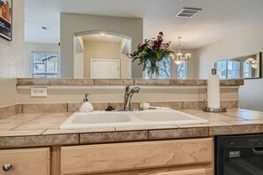 Haartrockner, Handtücher