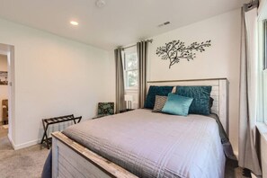 1 slaapkamer, een bureau, een strijkplank/strijkijzer, wifi