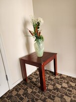 Decoración personalizada, muebles diferentes y wifi gratis 