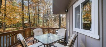 Family Friendly Cabin I Firepit+Hot Tub I Poconos