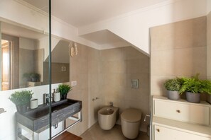 Shower, bidet - iFlat | Spanish Steps at Your Feet (Roma)