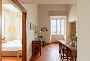 2 soverom, strykejern/-brett, wi-fi og sengetøy