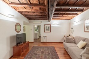 Living area - iFlat| Comfy Apartament in Campo de' Fiori (Roma)