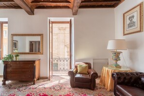 Living area - iFlat | Historic Apartament in Campo de Fiori (Roma)