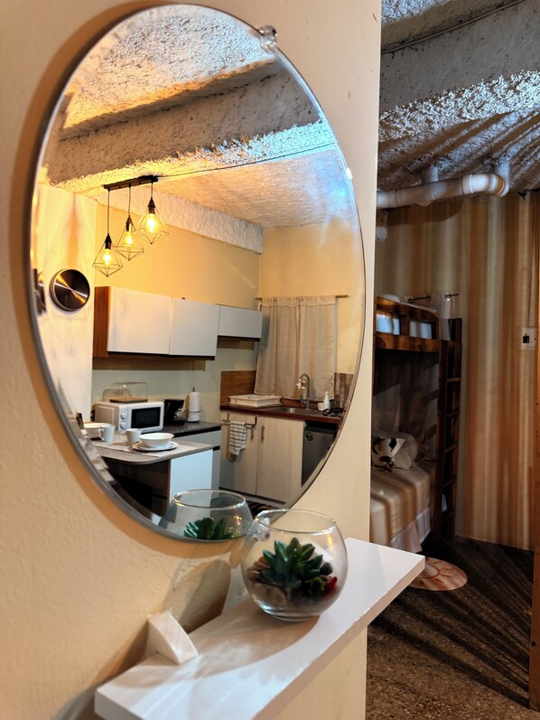 Fridge, microwave, stovetop, coffee/tea maker