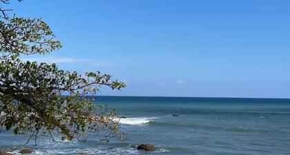 Aqua Beach Nature Apartment by Daloa Village