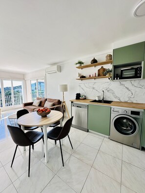 Interior - Apartamento con Vistas mar y Montaña Llançà (Llançà)