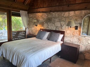 2 chambres, fer et planche à repasser, accès au Wi-Fi (inclus)