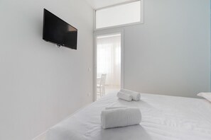 1 bedroom, iron/ironing board