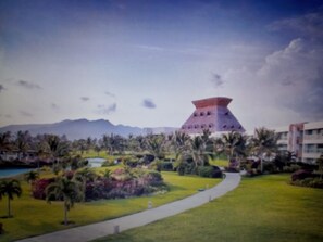 Property grounds - Acapulco Vidanta Mayan Palace Two Bedroom Suite Sleeps 8, 2 Bedrooms 2 Bathrooms (Acapulco de Juárez)