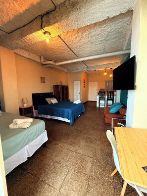 1 Schlafzimmer, Bügeleisen/Bügelbrett, kostenloses WLAN, Bettwäsche