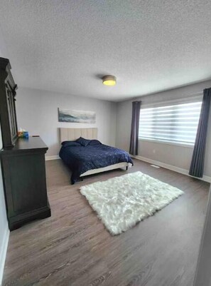 4 Schlafzimmer, Bügeleisen/Bügelbrett, WLAN, Bettwäsche