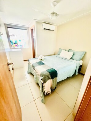 2 bedrooms, iron/ironing board, WiFi, bed sheets - Village in front of the sea (Monte Gordo)