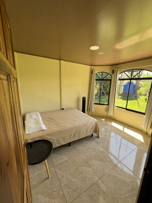 2 bedrooms, free WiFi