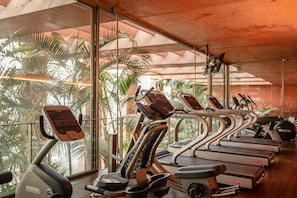 Boblebad, dampbad, deep tissue-massage, massagebehandlinger