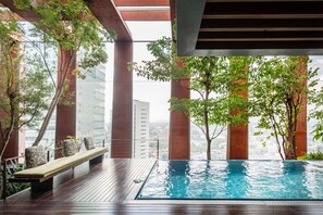 Rooftop pool
