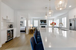 5 camere, ferro/asse da stiro, Wi-Fi gratuito, lenzuola