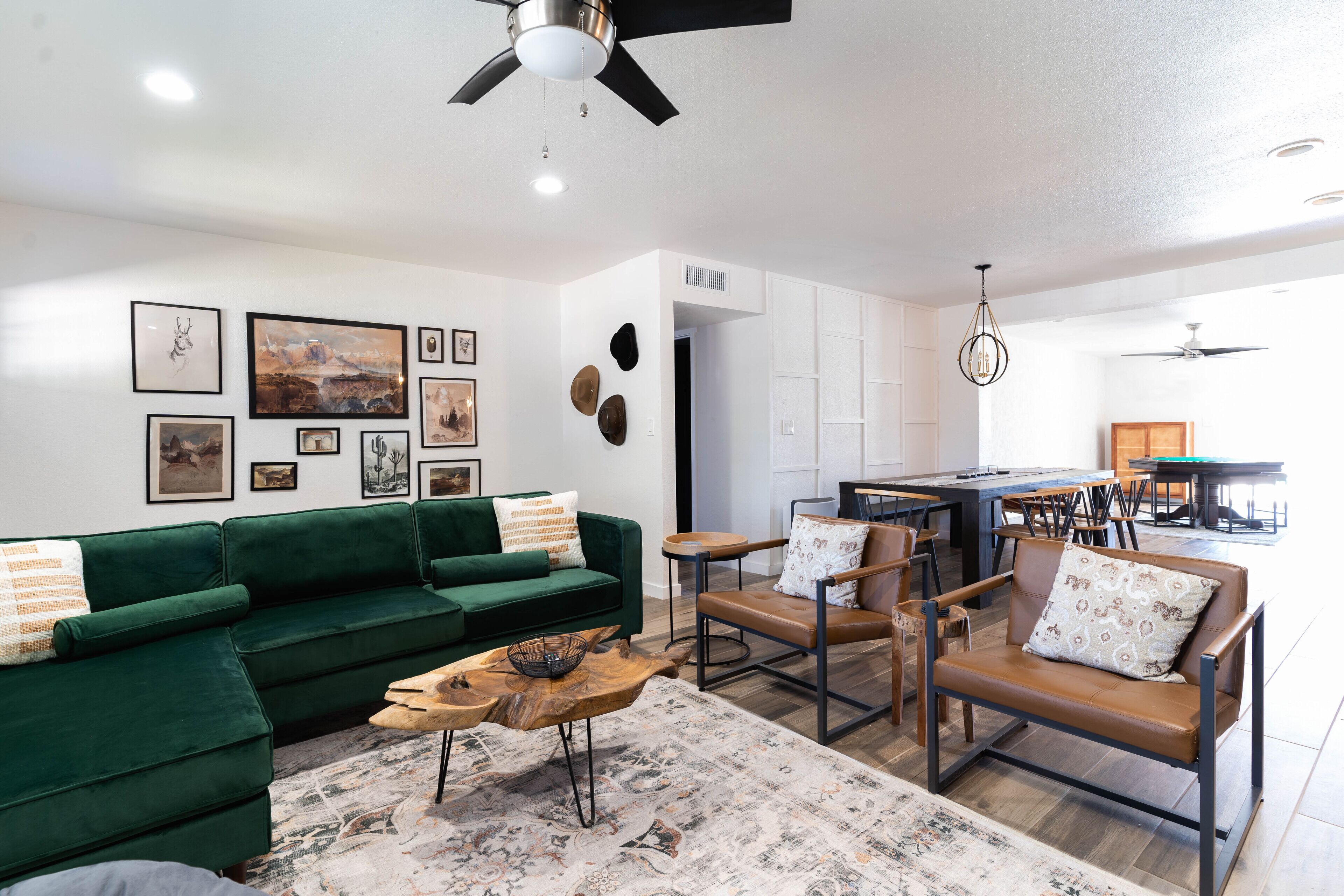 Polk Ranch - Modern 4 BD, Heated Pool & Putt Putt