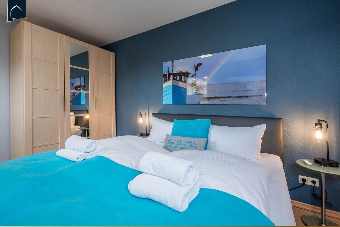 2 bedrooms, iron/ironing board, WiFi