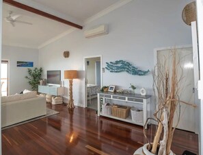 Smart TV, video games - BANYANDAH WATERS BEACH HOUSE!
Private inground Pool with stunning ocean views! (Moreton Island)