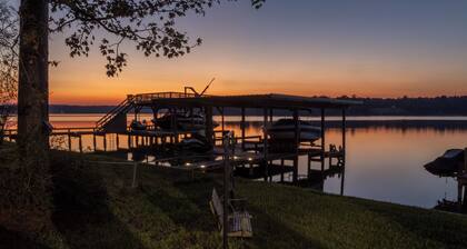 Lake House on Lake Livingston, TX