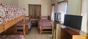 Standard-Vierbettzimmer | Kostenloses WLAN