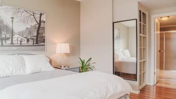 3 quartos, ferros/tábuas de passar roupa, Wi-Fi, roupa de cama