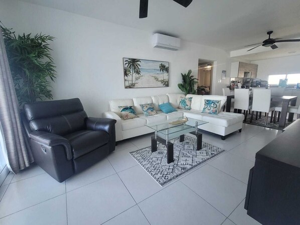 Smart TV - Poolside Paradise: 2BR Downtown! (Punta Cana)