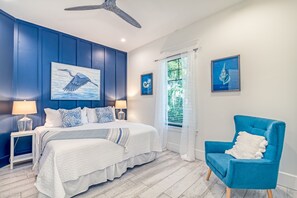 8 bedrooms, iron/ironing board, free WiFi, bed sheets - NEW! Dream Island | Walk to Lido Beach, Heated Pool & Spa, Pet Friendly Coastal Home (Lido Key)