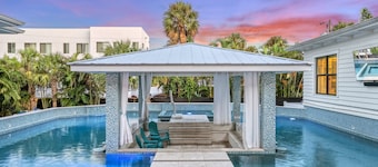 Dream Island | Walk to Lido Beach, Heated Pool & Spa, Pet Friendly Coastal Home