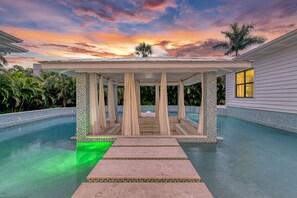 Beheizter Pool
