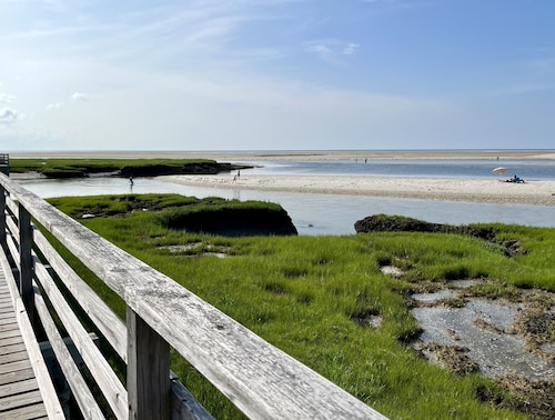 Spacious, dog friendly, 3-bedroom centrally located to the best of Cape Cod!